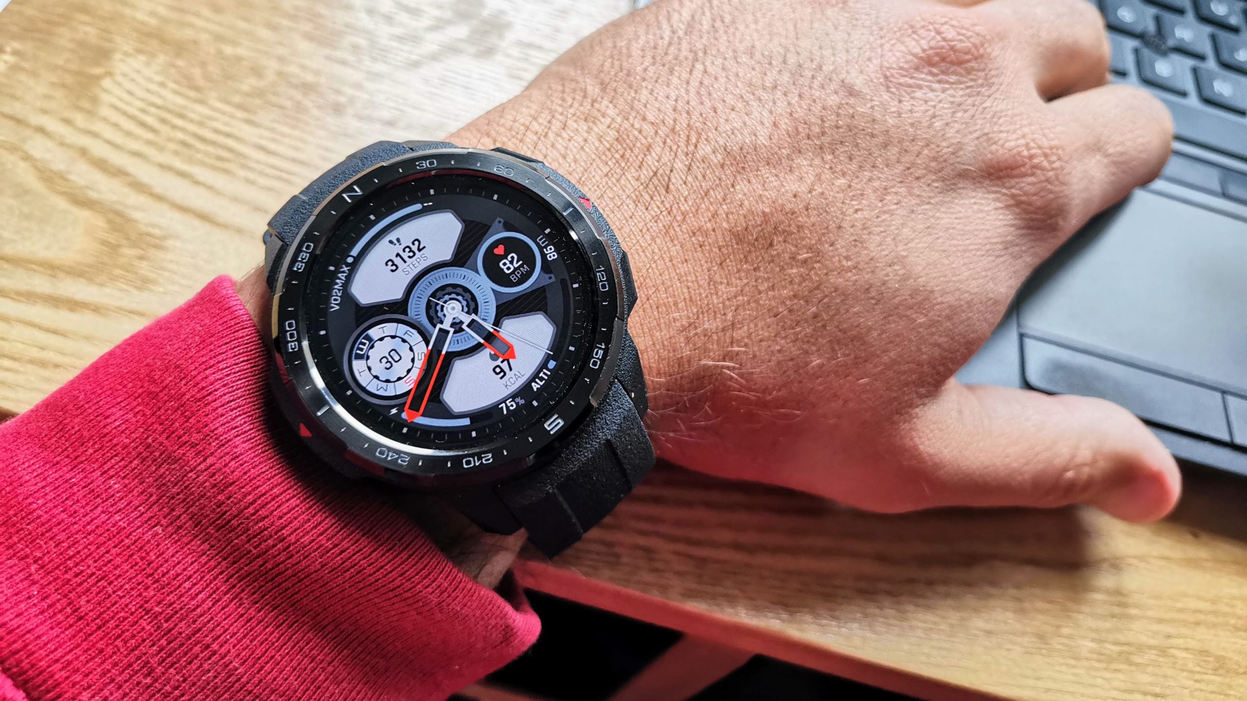 Test Honor Watch GS Pro : une montre connectée sport taillée pour